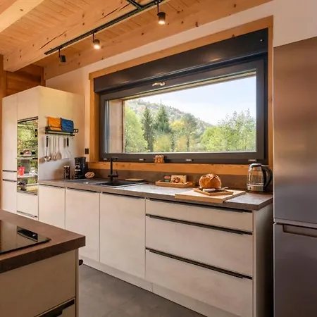 Chalet Moderne Et Cosy En Bois, Sauna, Terrasse Et Vue Montagne *