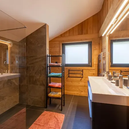 Paisible 3 étoiles Sauna, Cheminée, Terrasse Sud, Vue Montagne, Bois&pierre Authentique Et Confort Moderne La Bresse