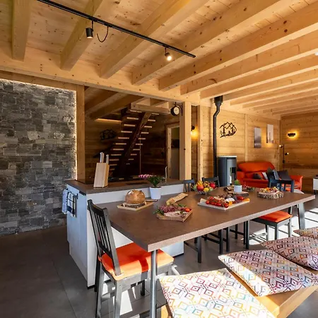 Шале Paisible 3 Etoiles Sauna, Cheminee, Terrasse Sud, Vue Montagne, Bois & Pierre Authentique Et Confort Moderne Ла-Бресс