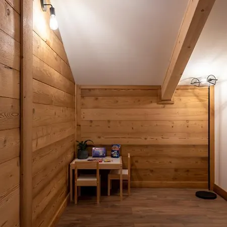 Moderne Et Cosy En Bois, Sauna, Terrasse Et Vue Montagne *