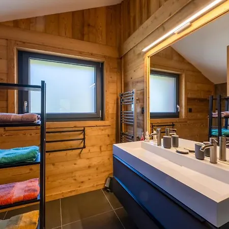 Paisible 3 étoiles Sauna, Cheminée, Terrasse Sud, Vue Montagne, Bois&pierre Authentique Et Confort Moderne La Bresse