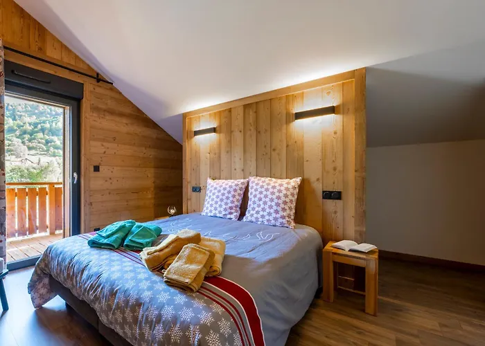 Horská chata Paisible 3 Etoiles Sauna, Cheminee, Terrasse Sud, Vue Montagne, Bois & Pierre Authentique Et Confort Moderne *